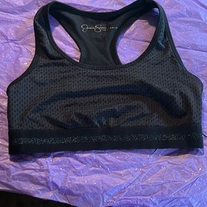 Jessica Simpson the warmup bra